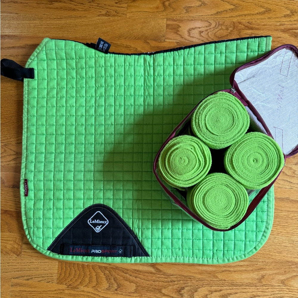 Le Mieux Lime Dressage Pad - Large (horse / full sized)